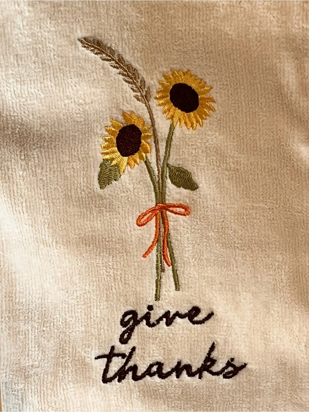 SKL Home Cream Hand Towel with Sunflower Embroidery Bundle